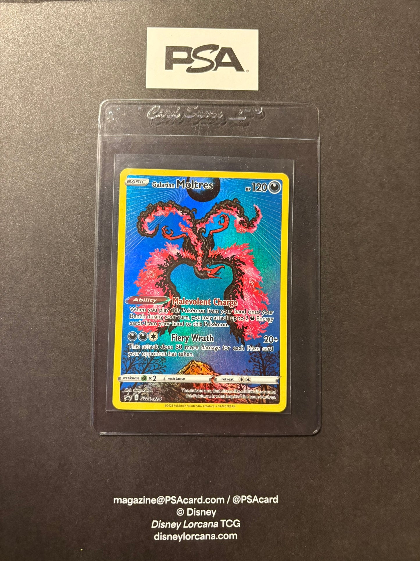 RAW CARD | Galarian Moltres #SWSH284 Pokemon Promo